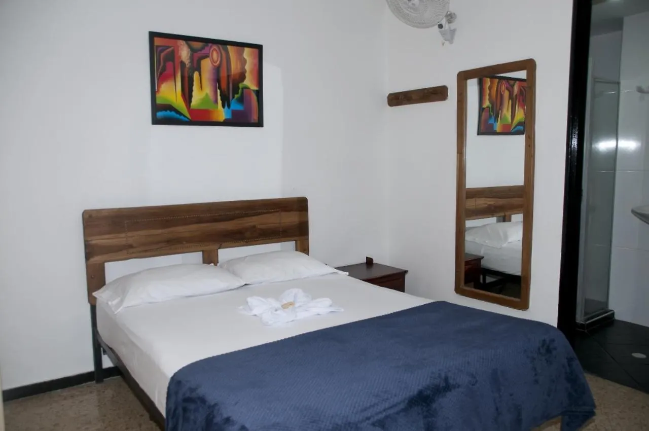 **  Hotel Nuevo Samaritano Medellin Colombia