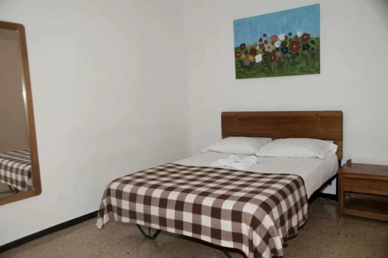 Hotel Nuevo Samaritano Medellin