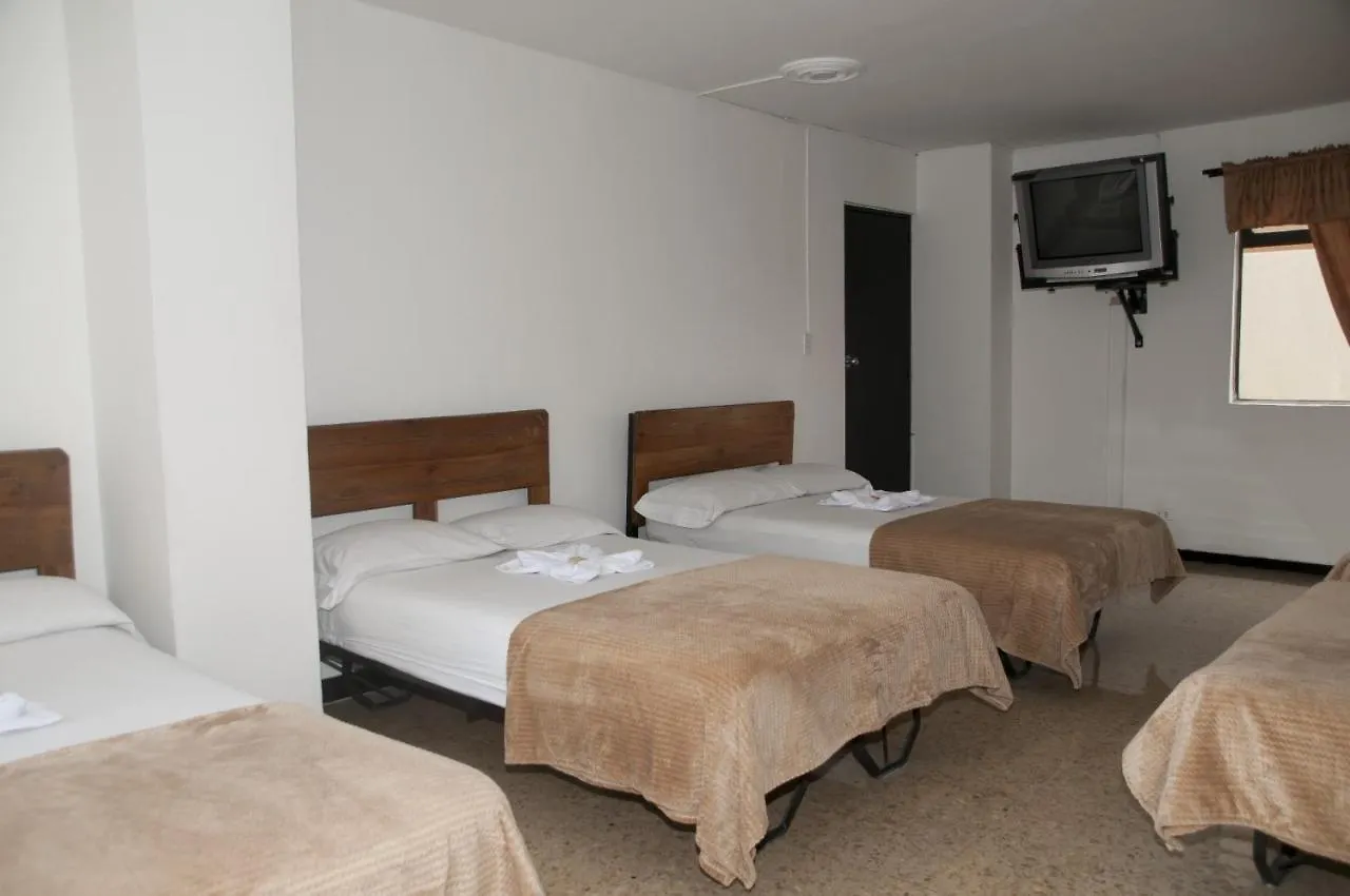 Hotel Nuevo Samaritano Medellin 2*,  Colombia